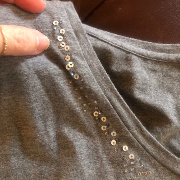 Sparkle Tshirt.  Everyone deserves to sparkle! SZ- xL  Grey top. New. Never worn - Picture 5 of 12